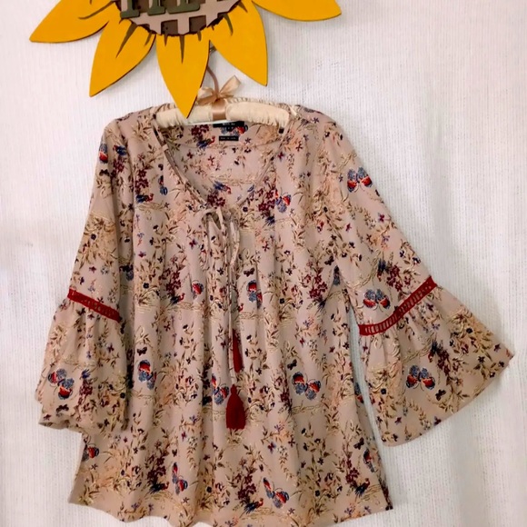 Miss Me Top S Floral Butterfly Print Hippy Boho Bell Sleeve Peasant Shirt Blouse - Picture 6 of 8